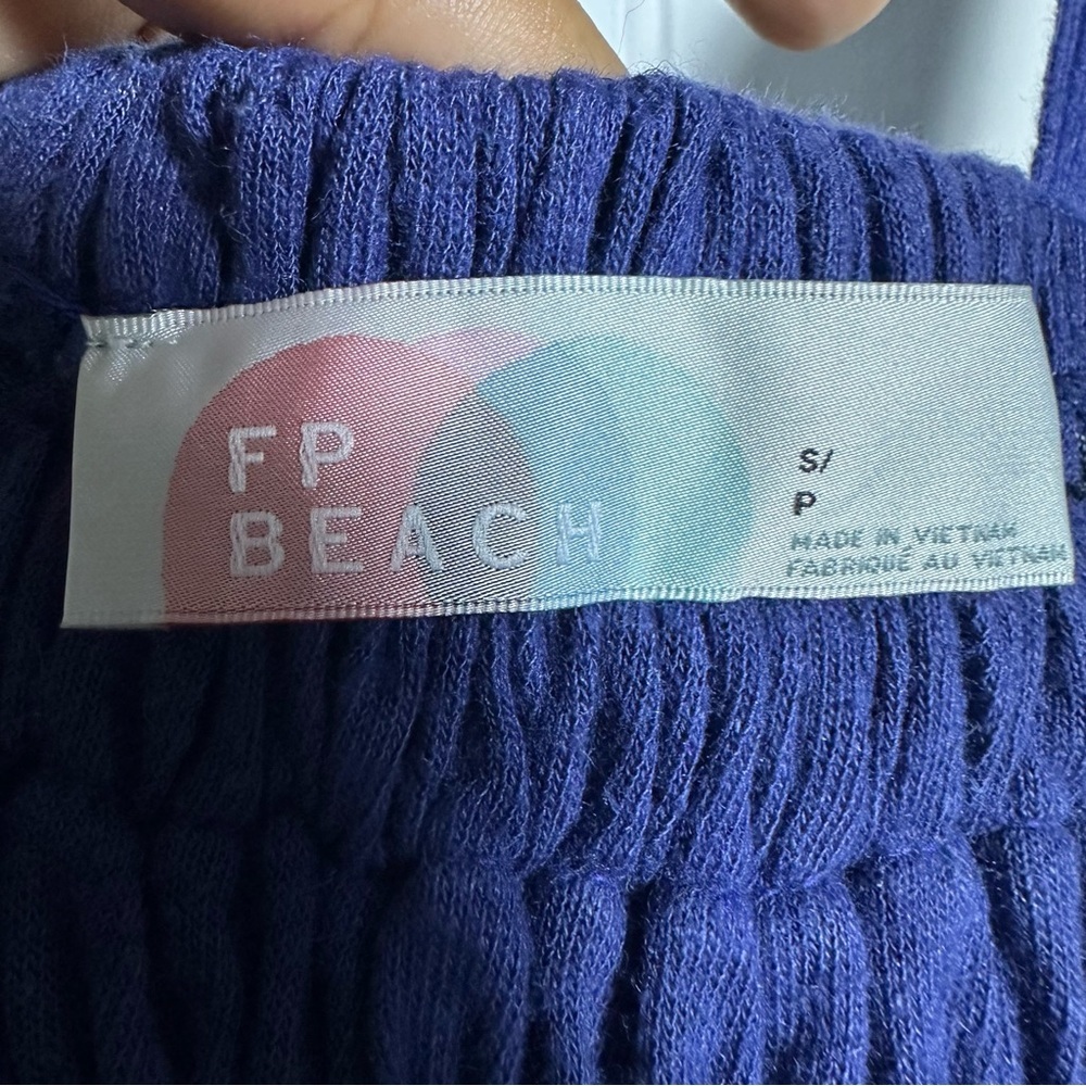 Free People Beach Smocked Wide Leg Jumpsuit  "Beach Blue” Pockets Casual S NWOT - Picture 7 of 10
